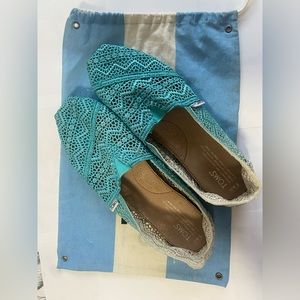 TOMS Baltic Dip Dyed Crochet Womens Slip-ons - Size 9.5